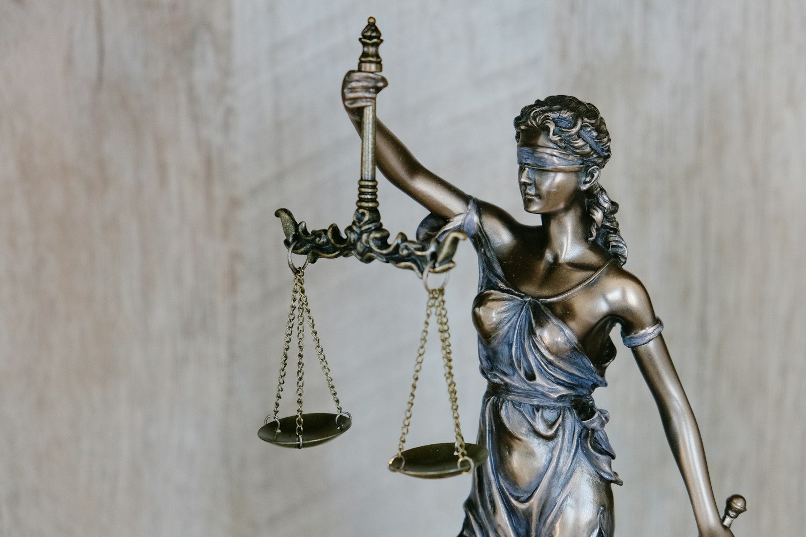 Justitia statue